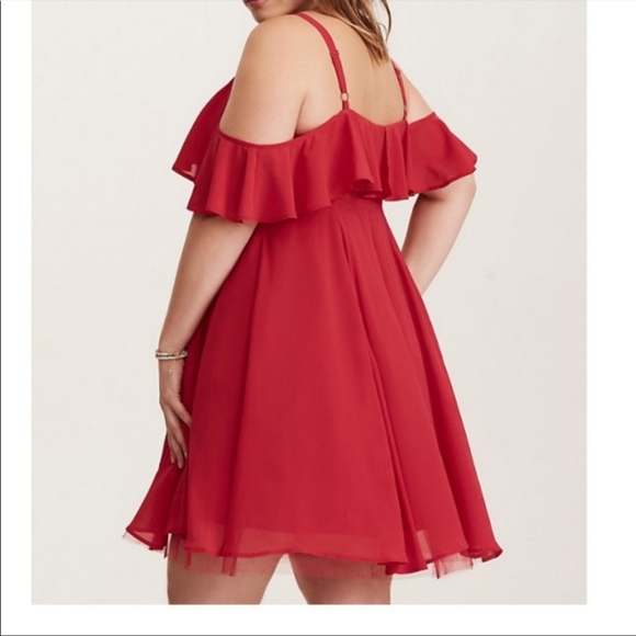 Torrid red chiffon dress - Picture 2 of 8